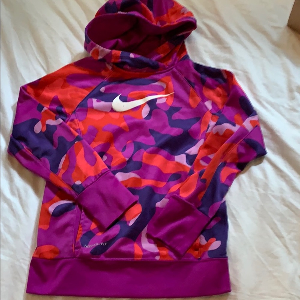 Nike thermal pullover